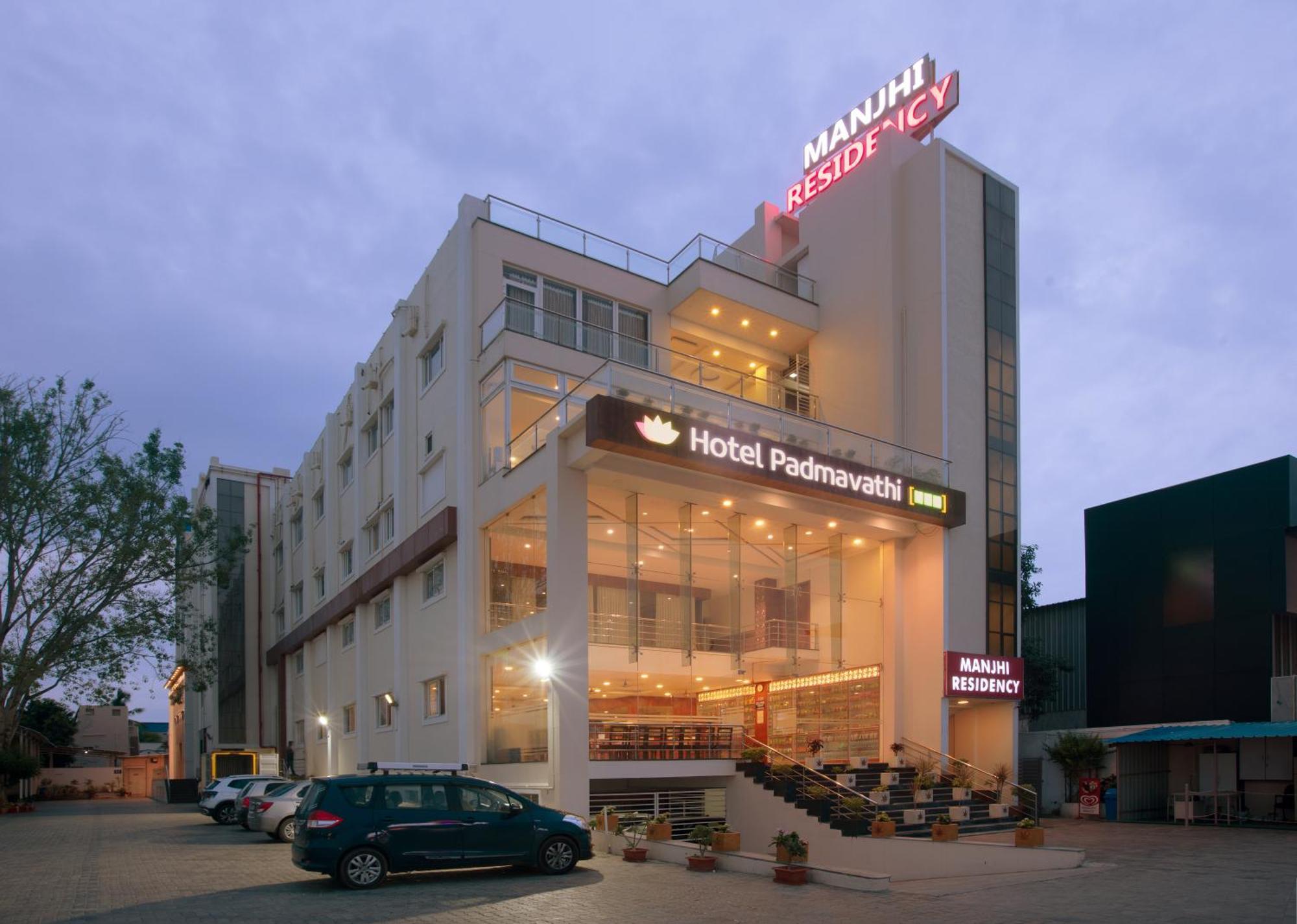 Hotel Manjhi Residency Tiruchirappalli Exterior foto