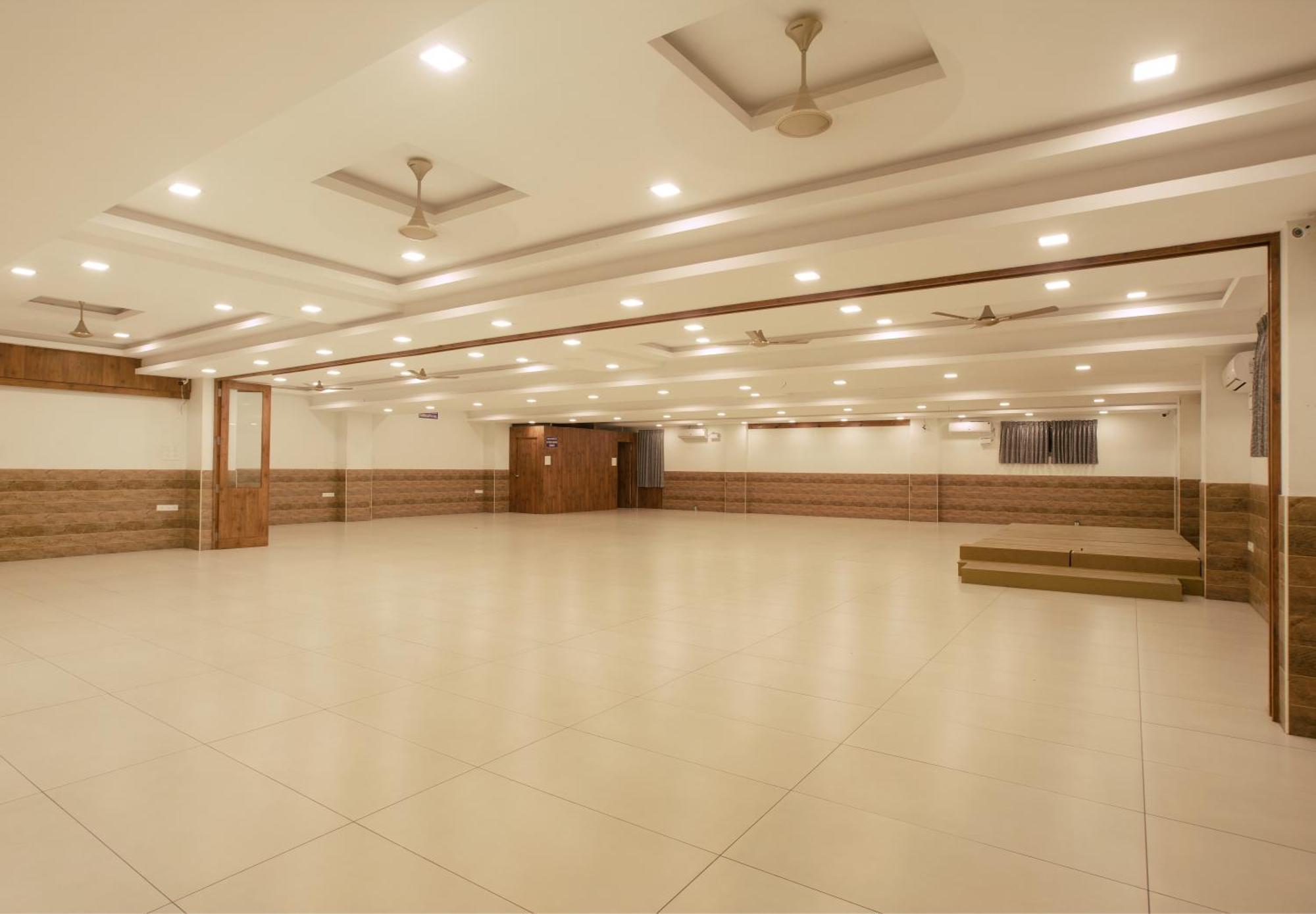 Hotel Manjhi Residency Tiruchirappalli Exterior foto