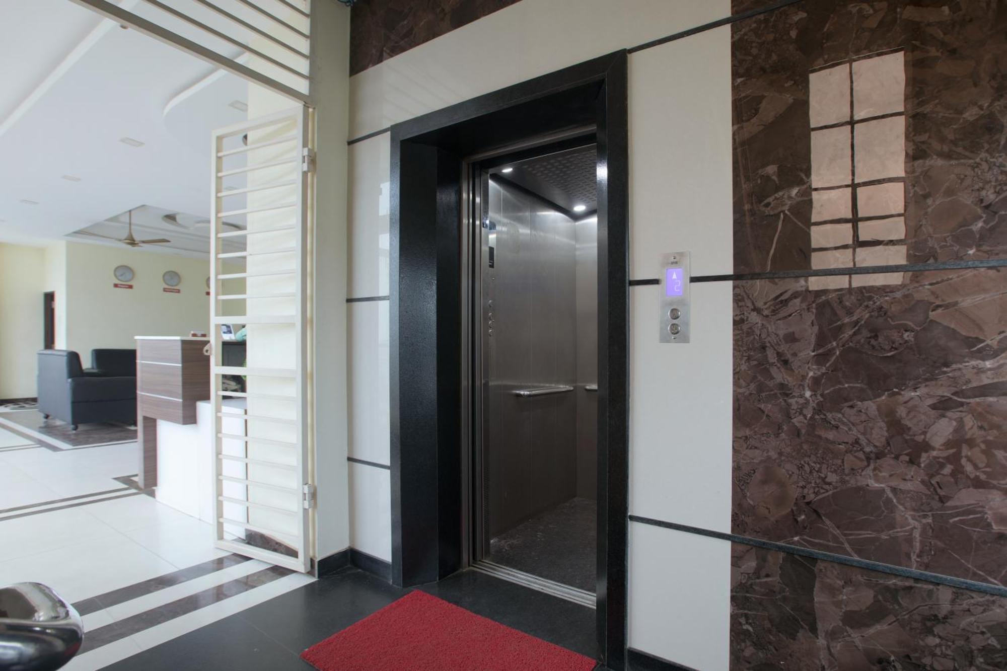 Hotel Manjhi Residency Tiruchirappalli Exterior foto